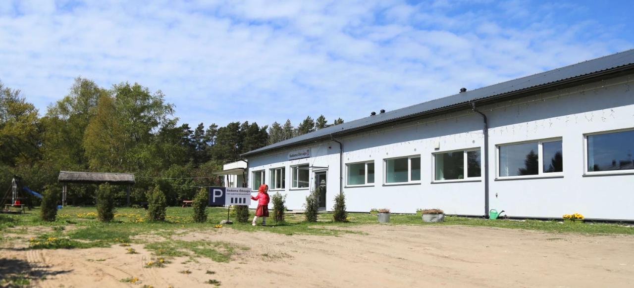Kihnu Sadama Oeoemaja Guesthouse Lemsi Exterior photo