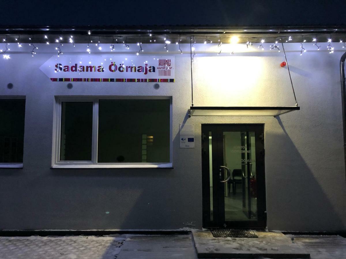 Kihnu Sadama Oeoemaja Guesthouse Lemsi Exterior photo